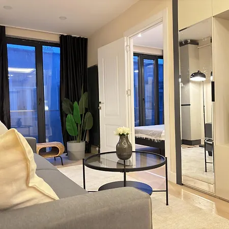 Prime Location 1br In Sisli